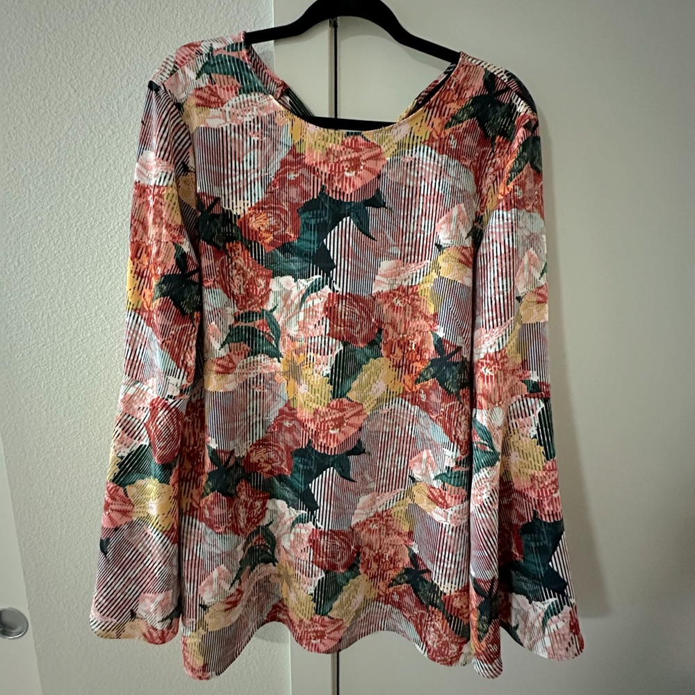 Halogen W’s Floral Print Flowy Bell Sleeve Tunic Top
